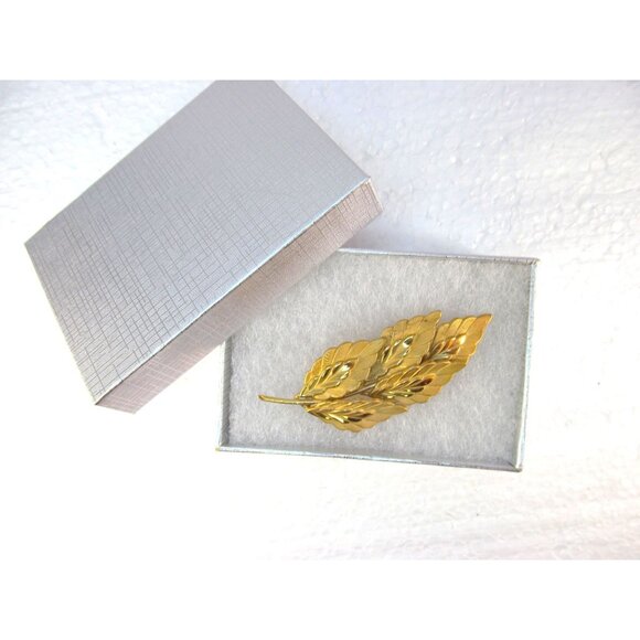 12k Gold Filled Textured Leaf Brooch Signed CR - Picture 11 of 11